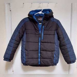 Boys Puffer Jacket Black/Blue Size  8